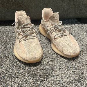 Adidas Yeezy boost 350 v2